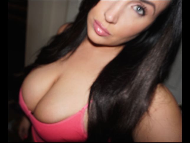 Big natural boobs - hot cam girl Tia